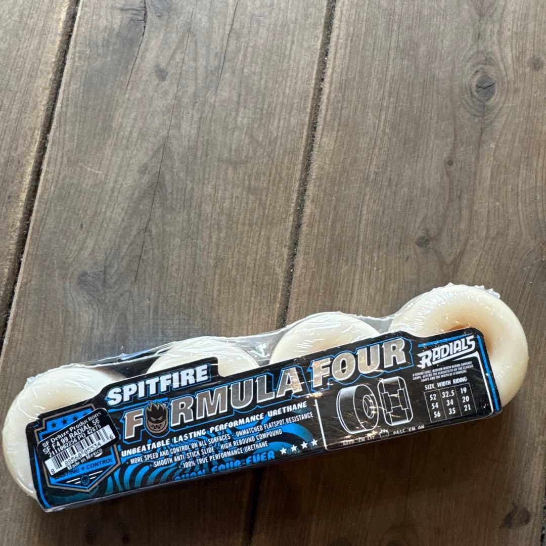 SPITFIRE フォーマル4ラディアル56mm 99a 定価¥9,130