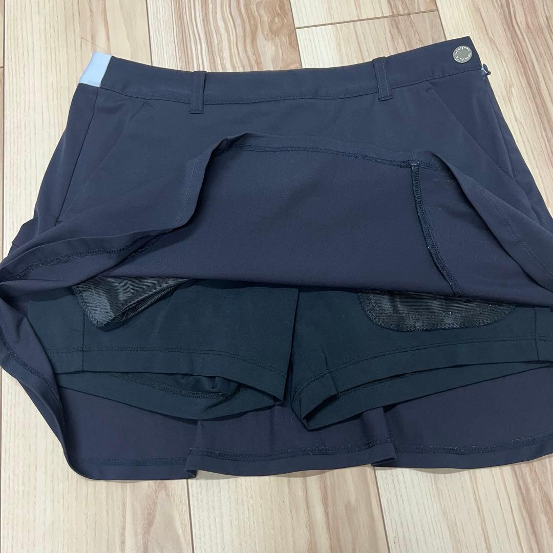 DESCENTE レディーススカート　デサントゴルフスカート美品