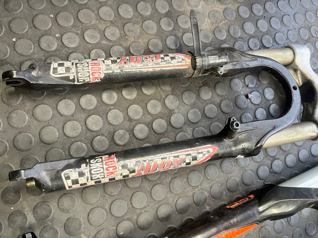 転売初心者必見 MTB サスペンション