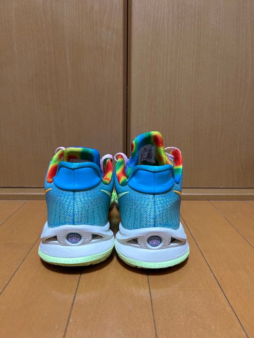 シューズ(男性用) Kyrie Low 4