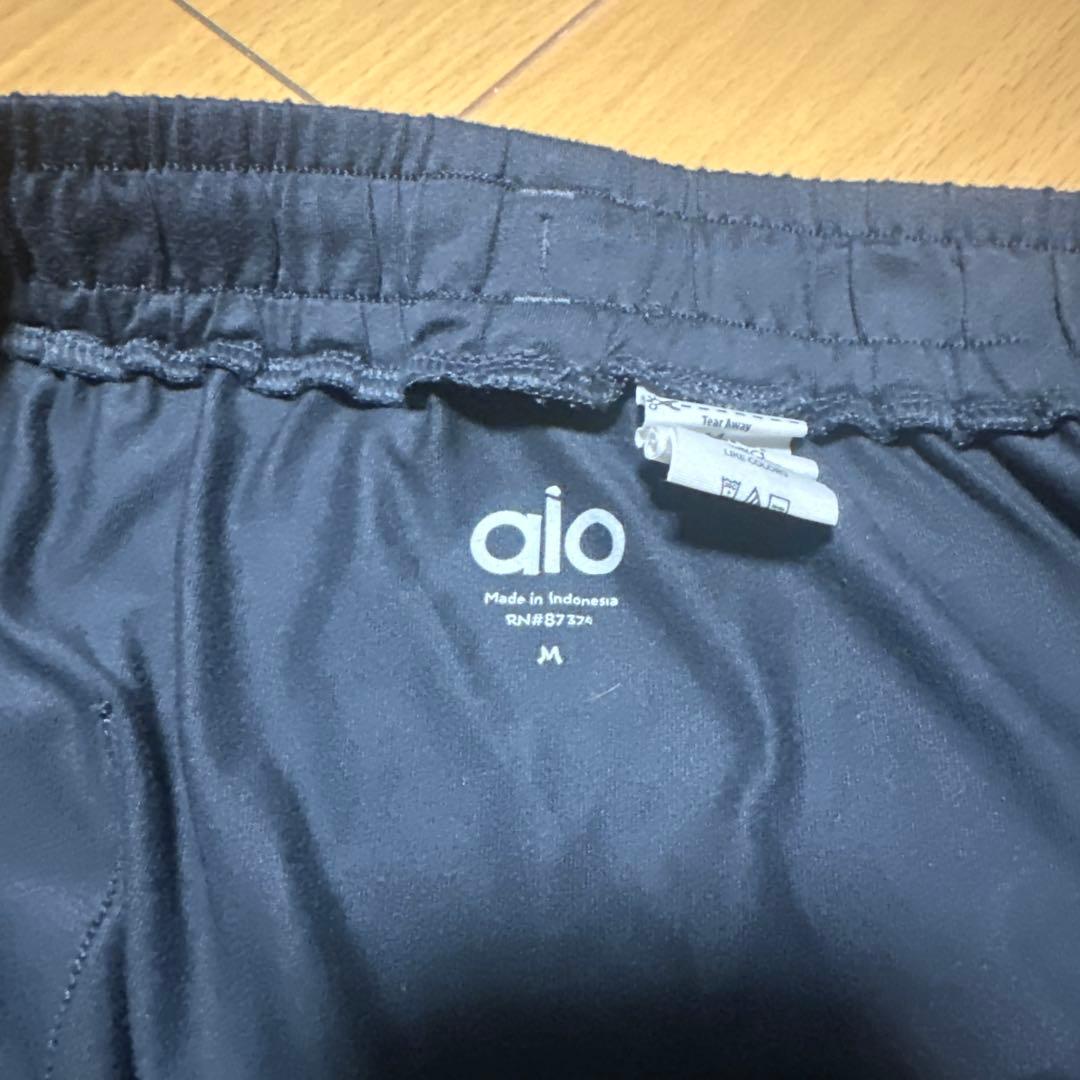 alo ブラック トレーニングパンツ
