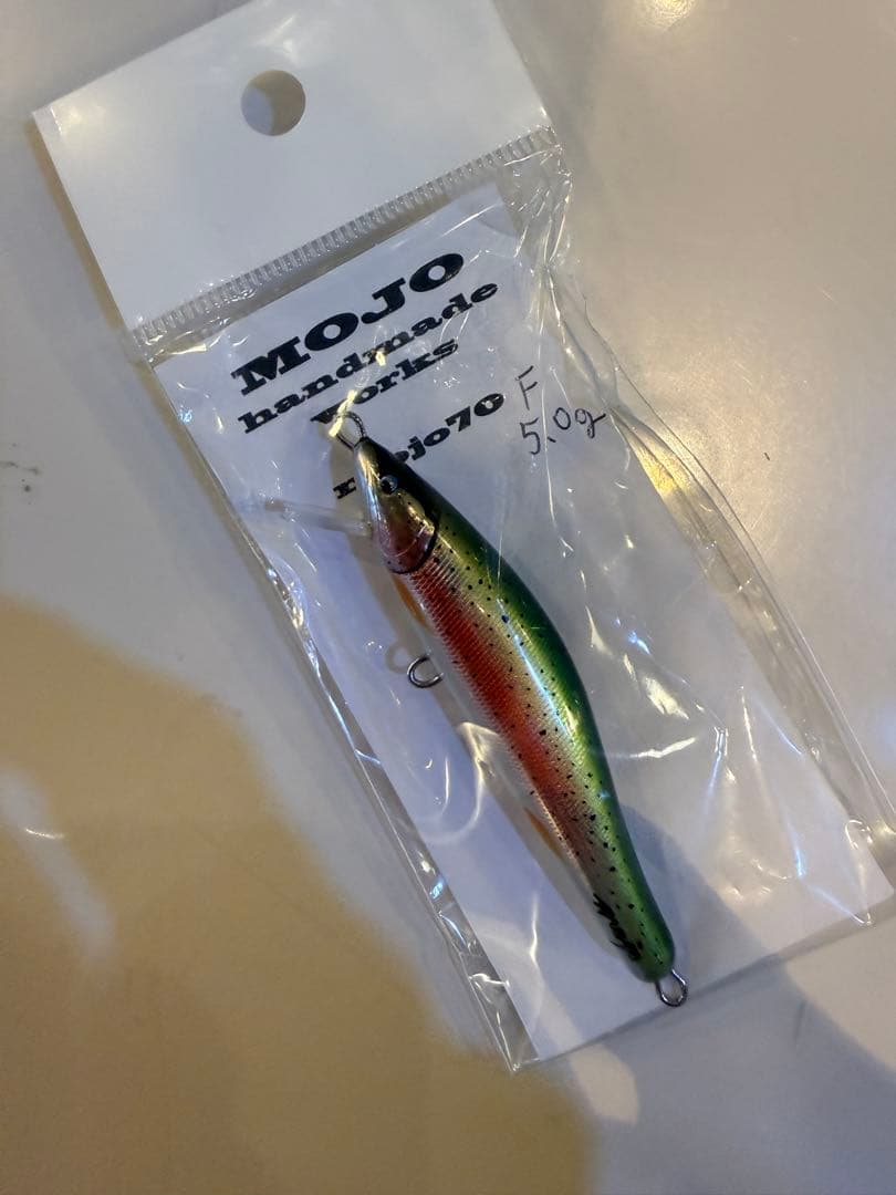 MOJO handmade works バルサミノー新品虹鱒カラーF 5.0g