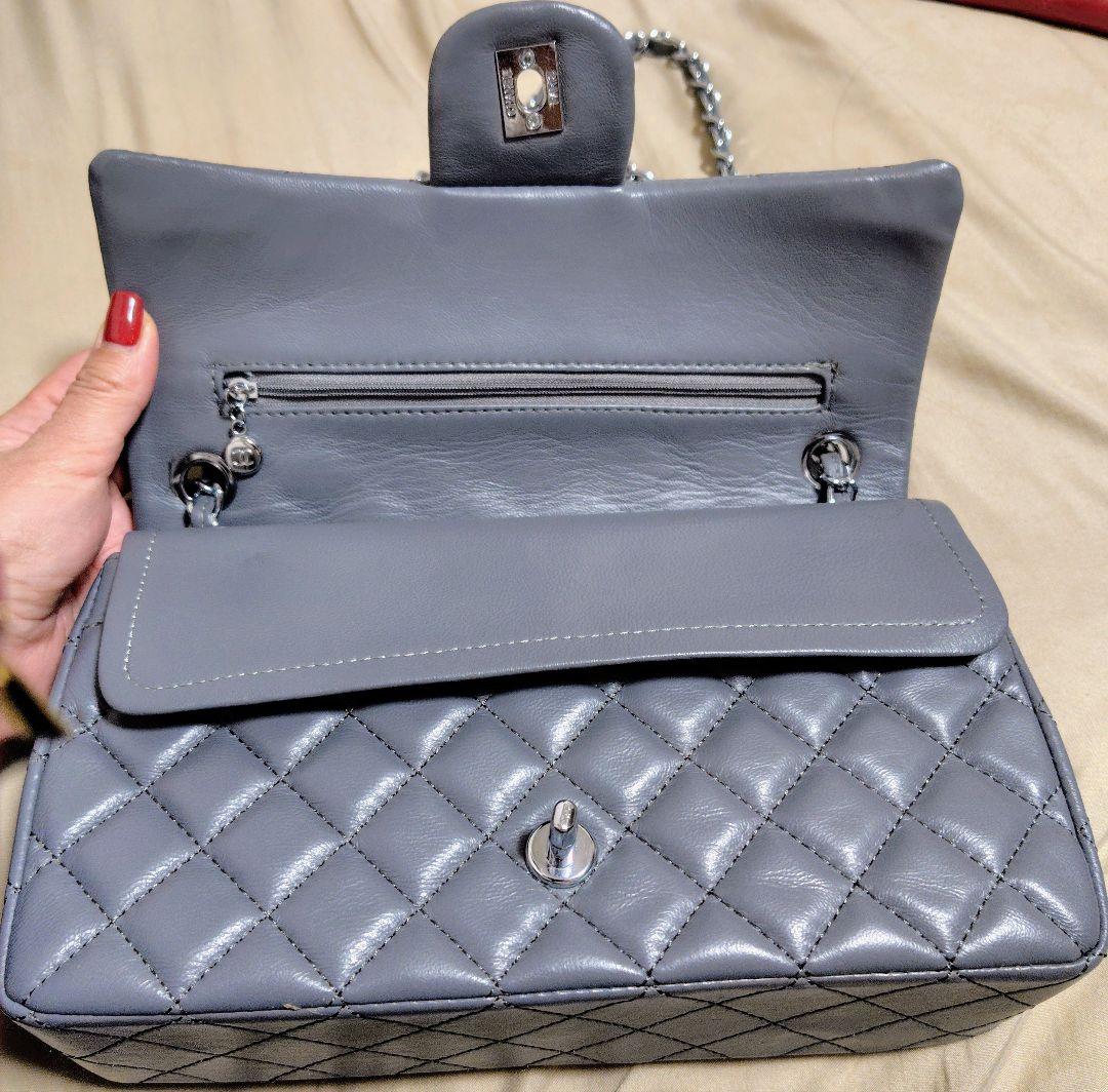 ひ*み様 ‎♡CHANEL♡ グレー キルティング バッグ✨美品✨