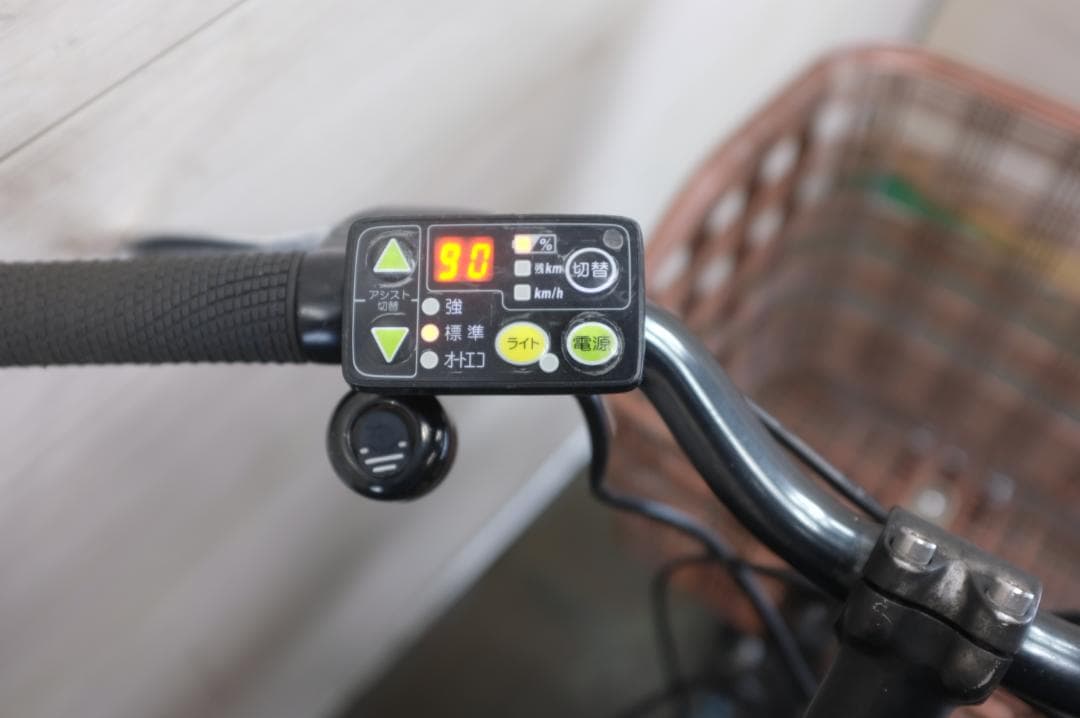 電動自転車BS アシスタ　UNI　20インチ　3段　8.7Ah充電器あり