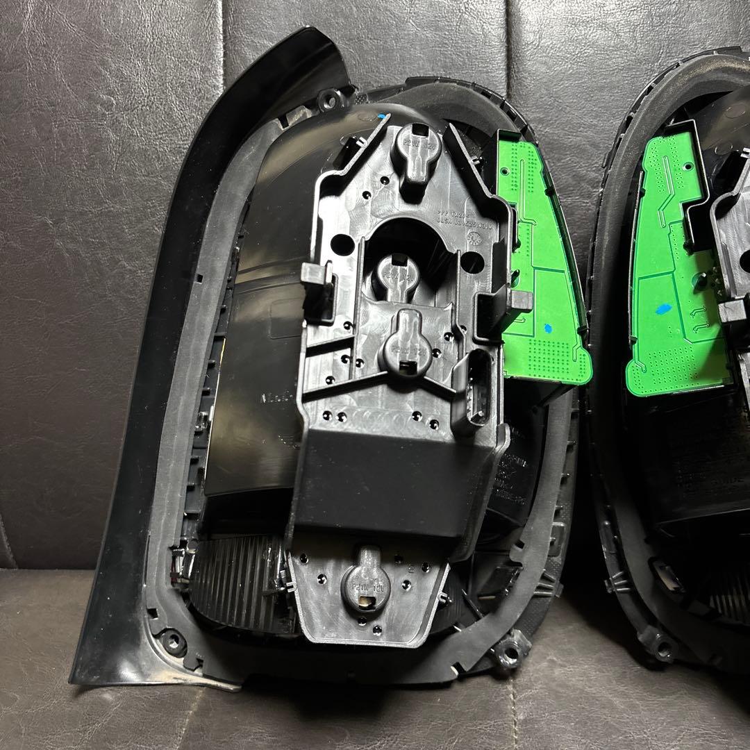  MINI F56 ブレーキランプ　テールライト　左右セット
