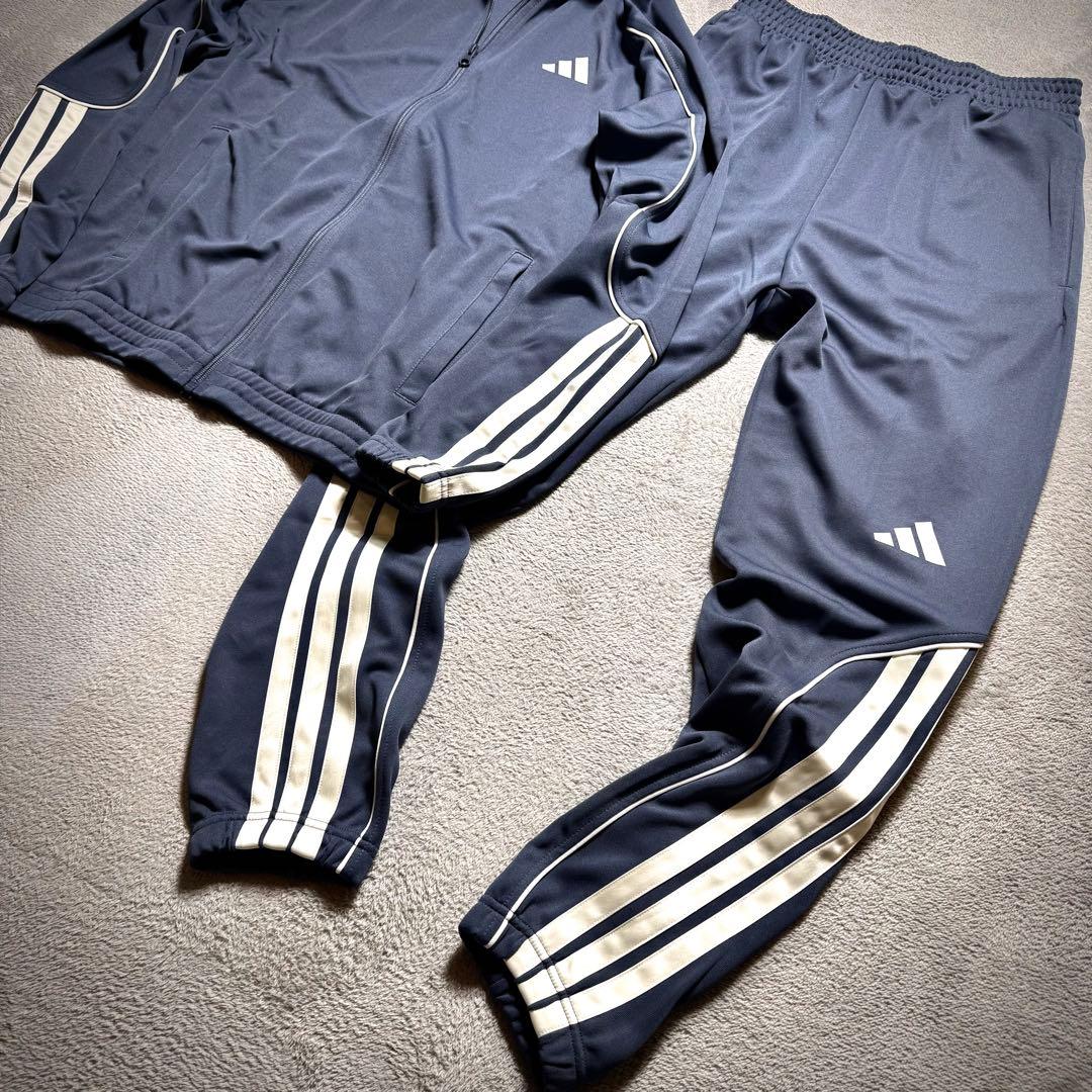 【Ｌサイズ】adidas上下セットアップ　トラックスーツ　青　ブルー　新品未使用
