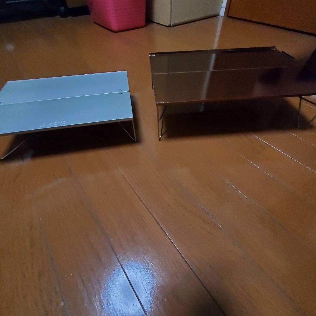 テーブル