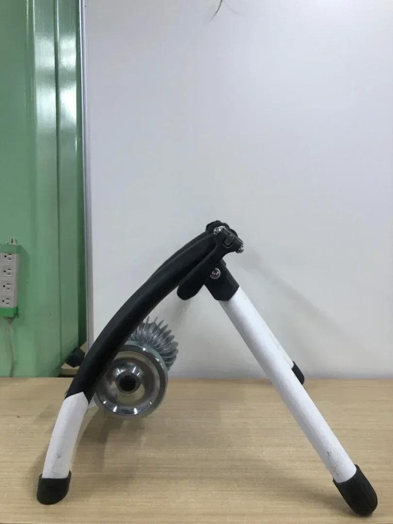 GIANT サイクルトレーナー CYCLOTRON FLUID ST ホワイト