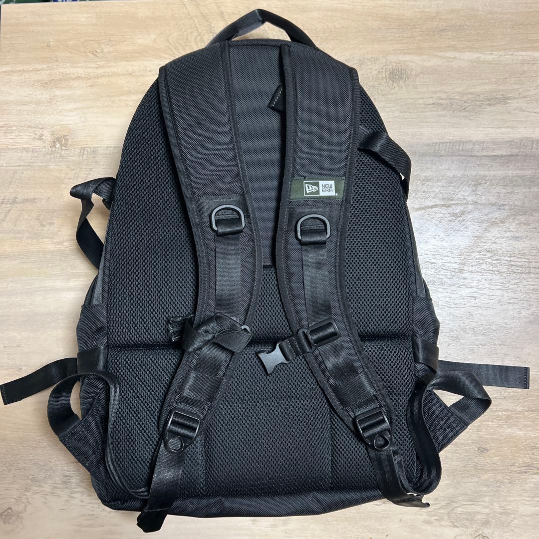NEW ERA バックパック　キャリアパック　35L