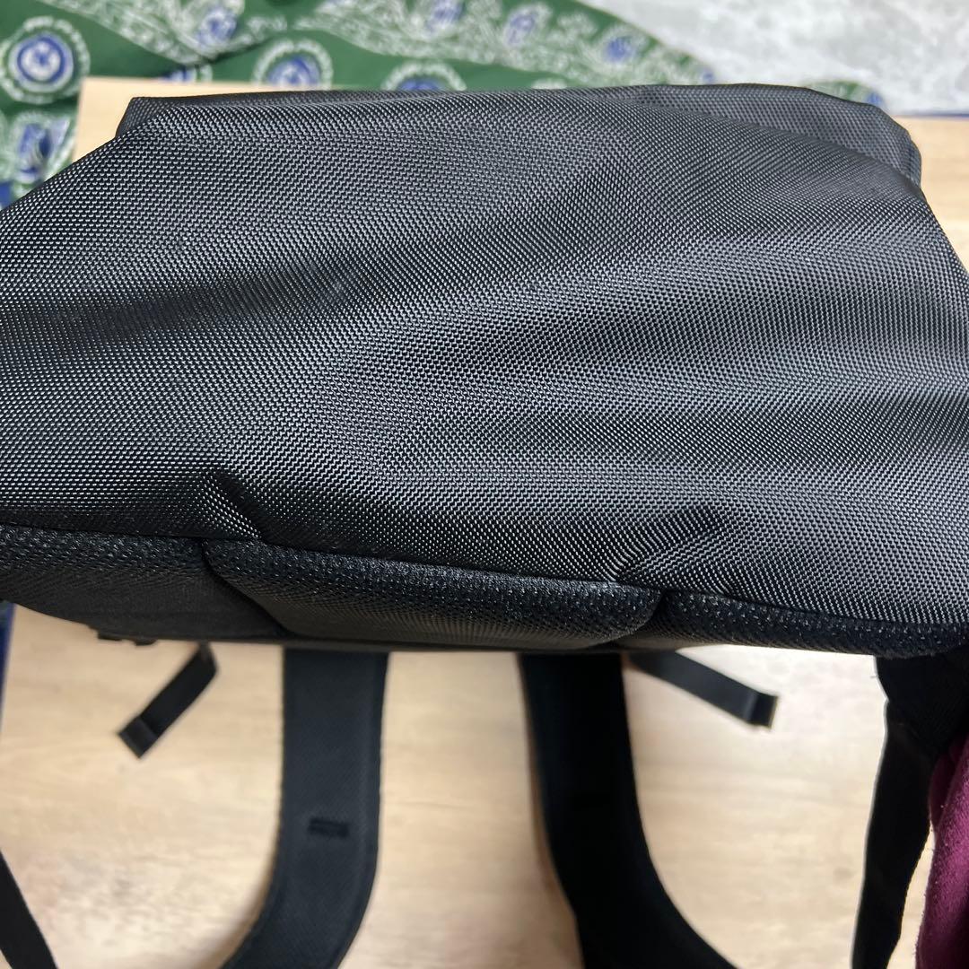 NEW ERA バックパック　キャリアパック　35L