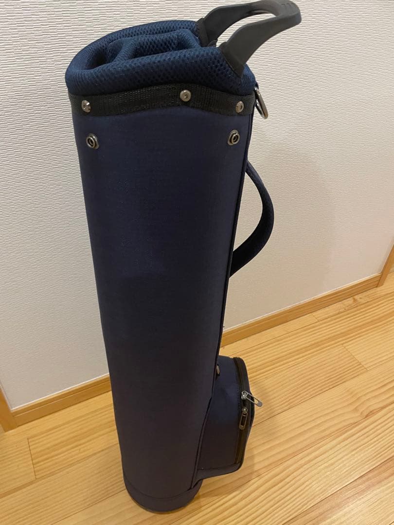 ミズノ7.0型(約1.6kg)ゴルフバッグ ※ショルダーストラップはありません。