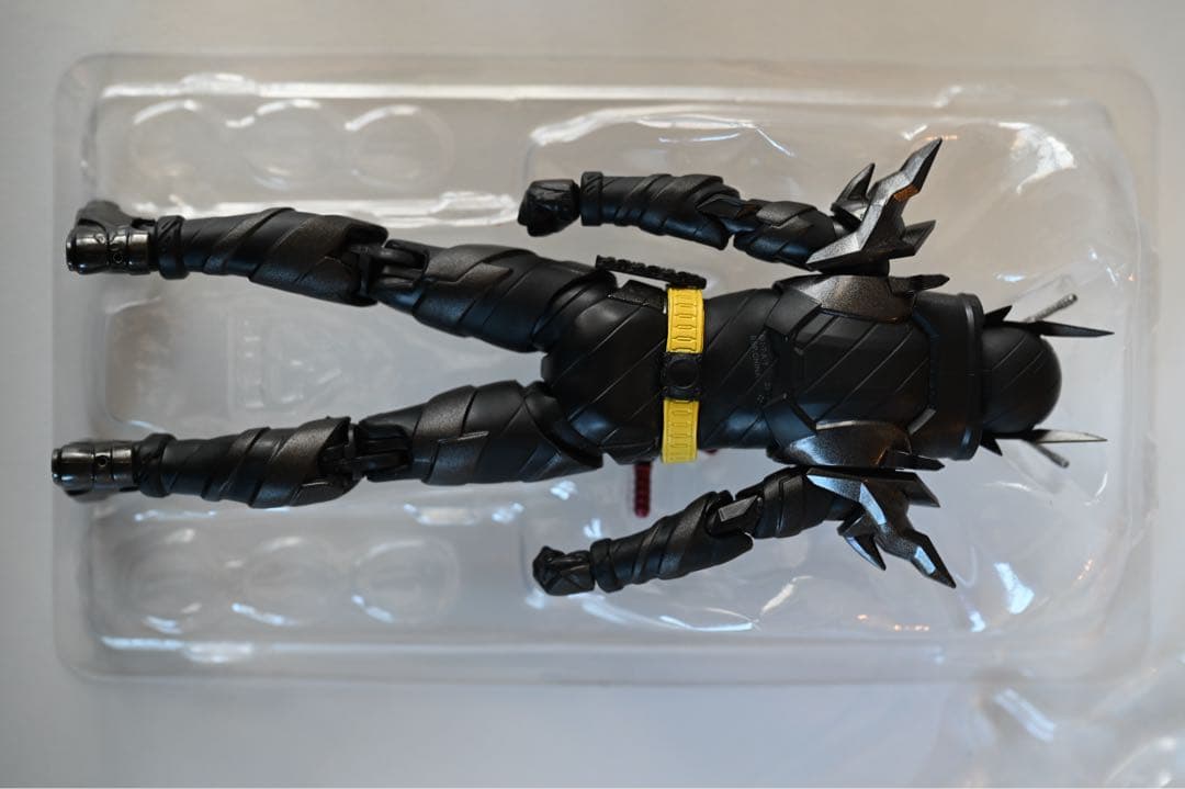 S.H.Figuarts 仮面ライダーメタルビルド+ハザードフォーム