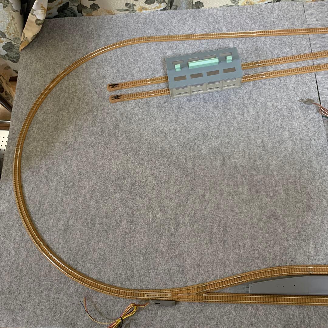 Nゲージ　トミックス製　橋上駅舎と機関庫のあるレイアウトセット！