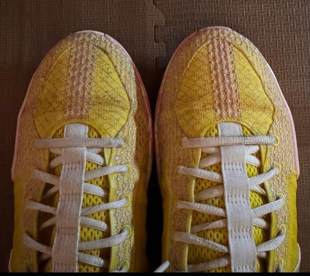 Nike バスケットボールシューズ イエロー