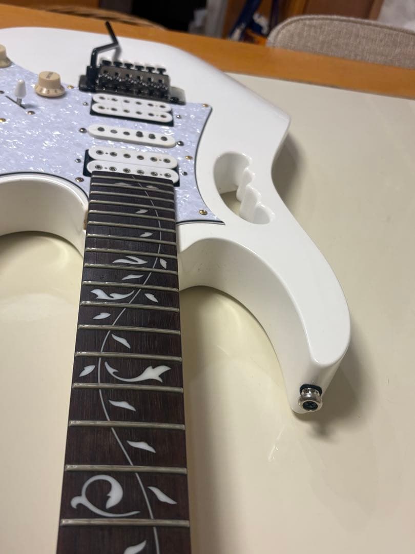 ギター Ibanez-Jem Jr Steve Vai