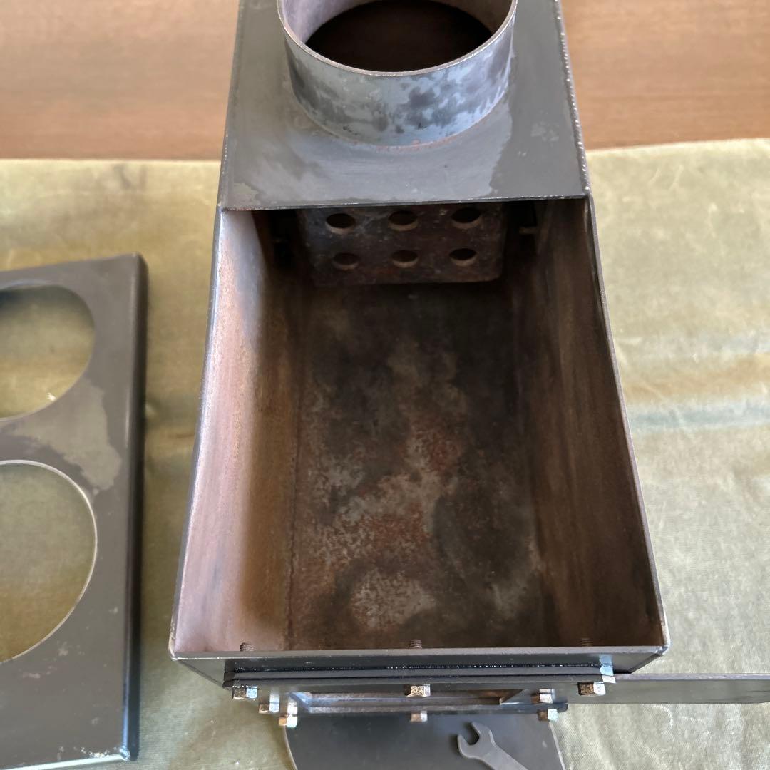 俺のかまど　メッシュスチールテーブル等のセット付きで楽しさup!！