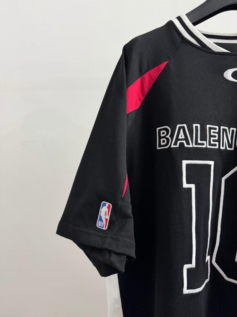 BALENClAGA×NBA26SSCOLLABORTIONオーバーサイズシャツ