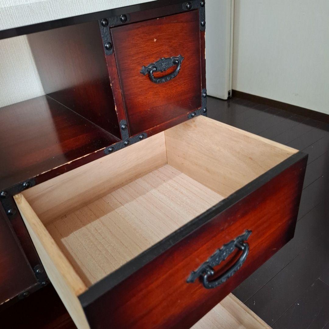 和の趣たっぷり階段たんす2点セット(加工ガラス天板付き)　民芸家具