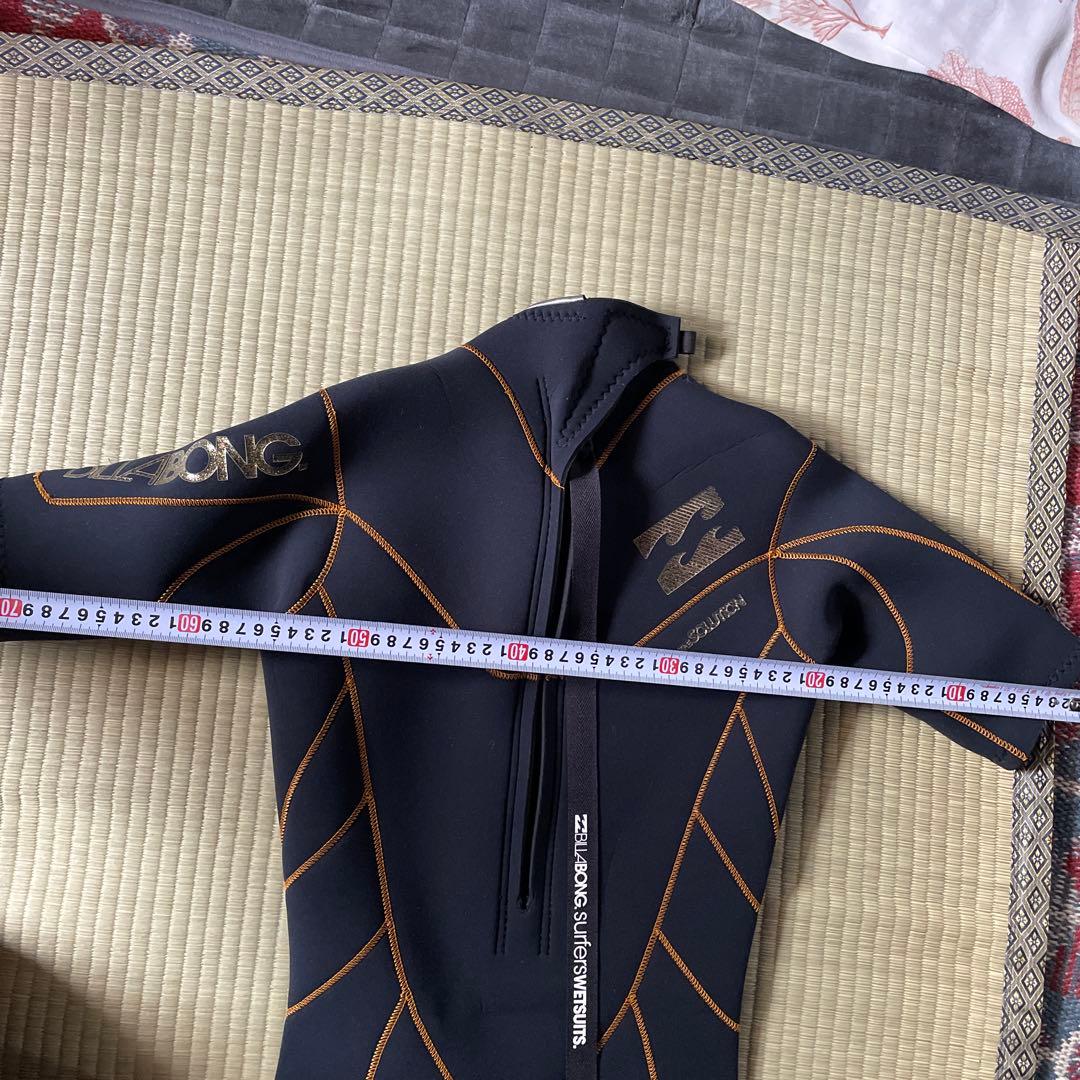 スプリングウェットスーツ