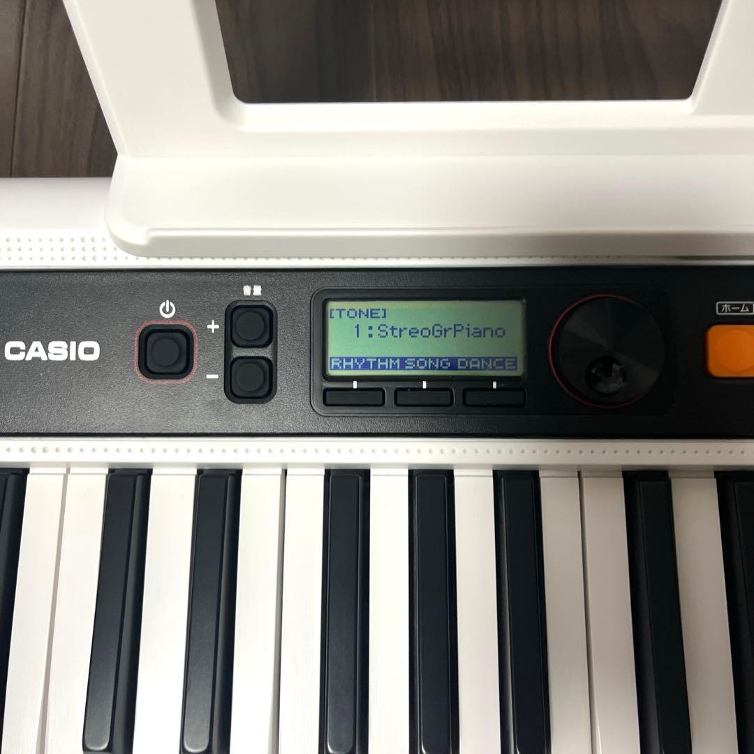 CASIO CT-S200 Casiotone 電子キーボード　61鍵盤