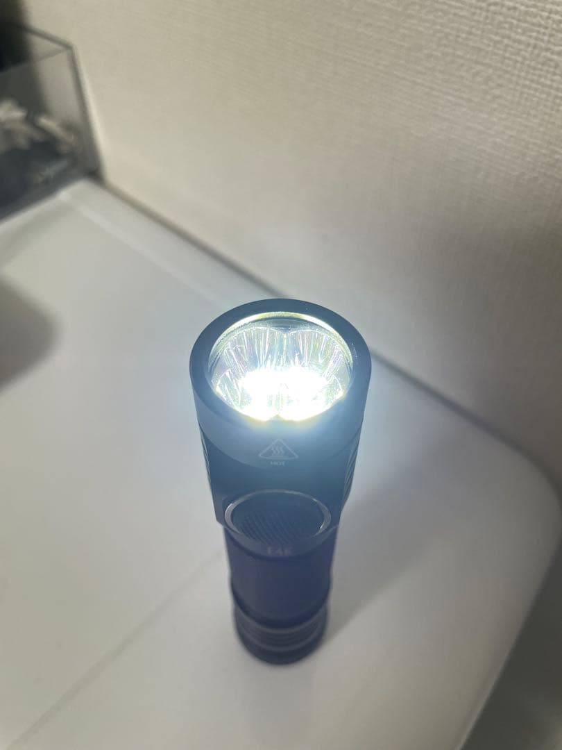 ■ NITECORE(ナイトコア)E4K 4×CREE XP-L2 4400lm
