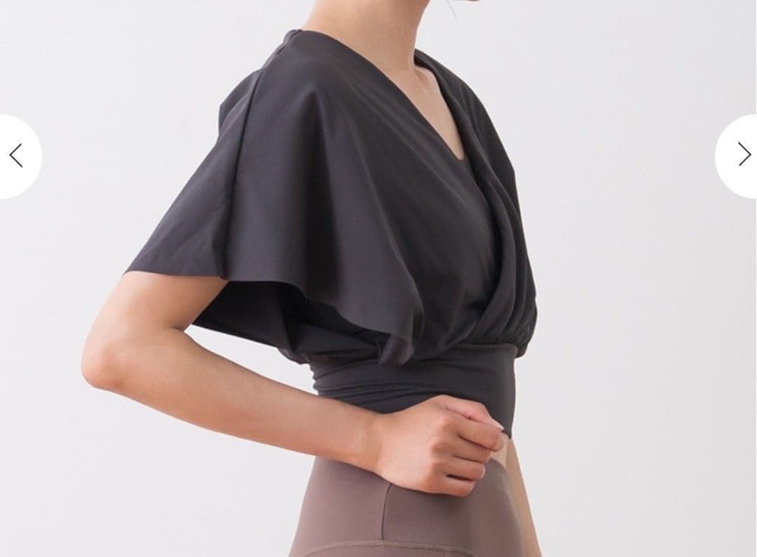 【新品】【SUKALA】ブラトップ付きバルーンカシュクールトップス M　ブラック
