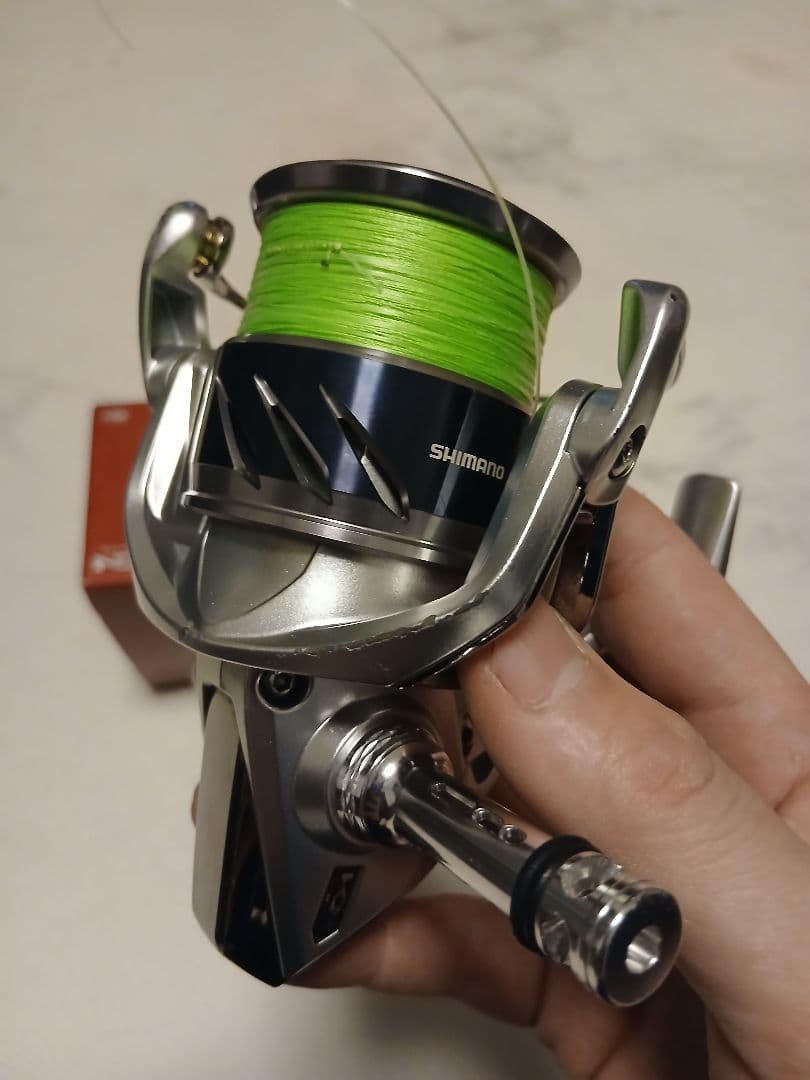 SHIMANO STRADIC 4000XGM スピニングリール