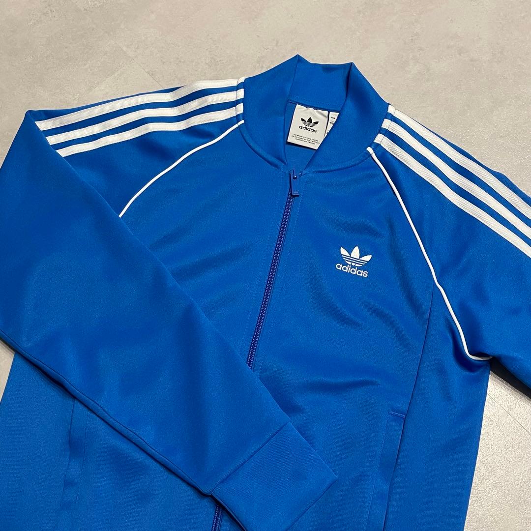 adidas トラックジャケット 青