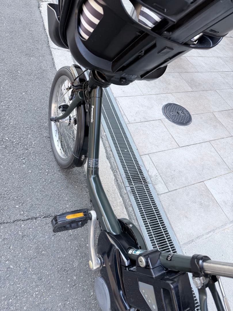 子供乗せ　パナソニック　電動アシスト自転車 チャイルドシート付き ダークグリーン