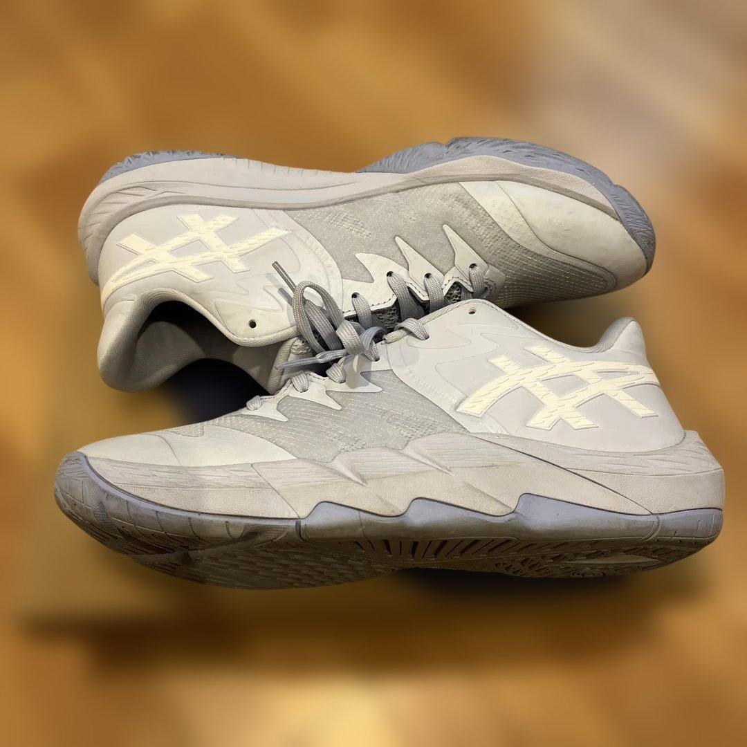 ASICS アンプレアルスロー2 河村勇輝　美品　グリズリーズカラー　ブルズ