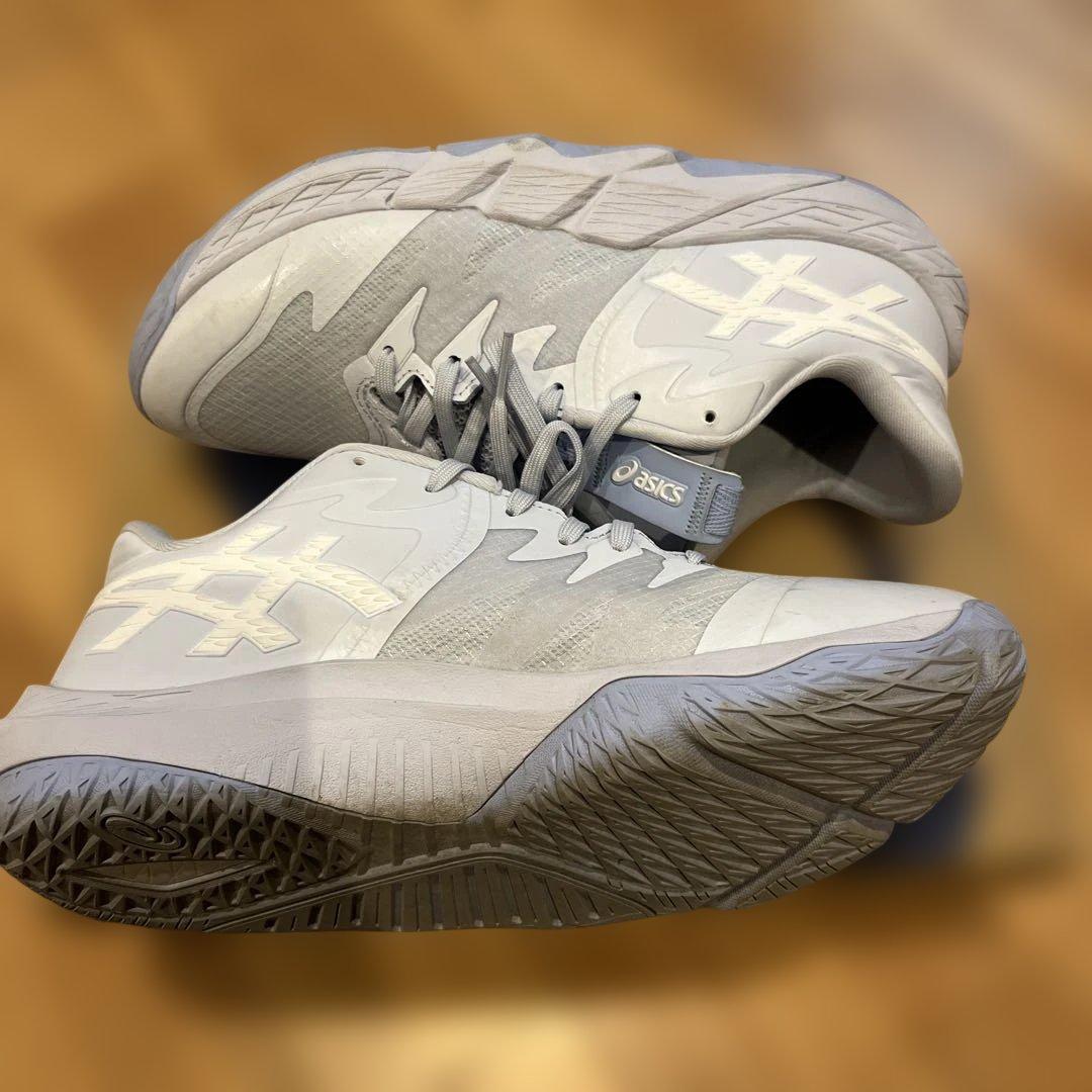 ASICS アンプレアルスロー2 河村勇輝　美品　グリズリーズカラー　ブルズ