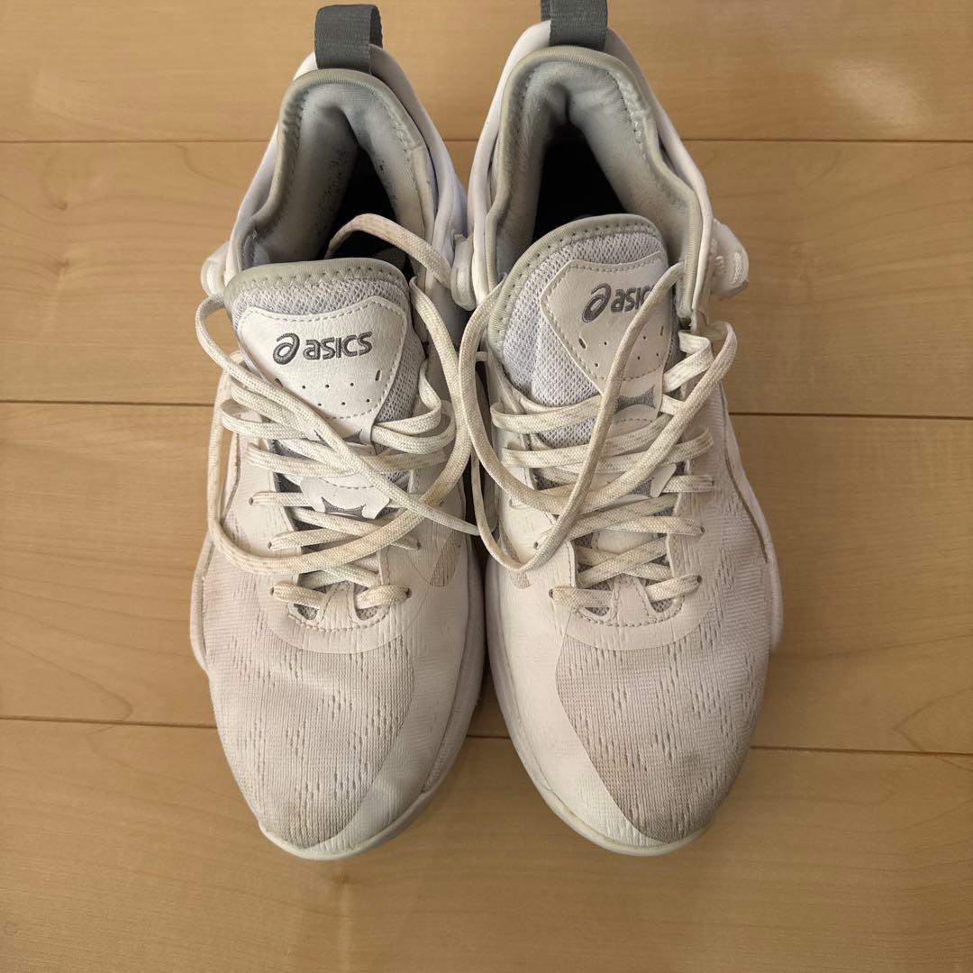 美品！　ASICS バスケットボールシューズ28.5cm バッシュ