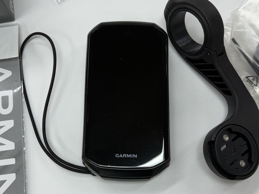【美品】Garmin Edge 1050 保護フィルム2枚付