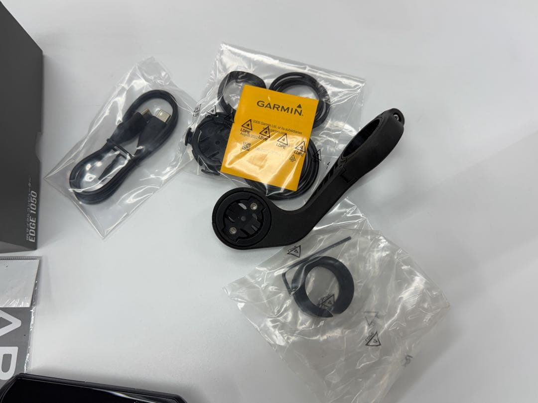 【美品】Garmin Edge 1050 保護フィルム2枚付