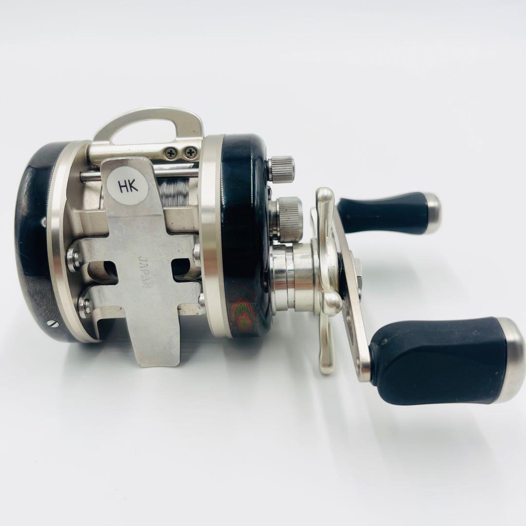 RYOBI リョービ VARIUS F300 バリウス ベイトリール 釣り用具