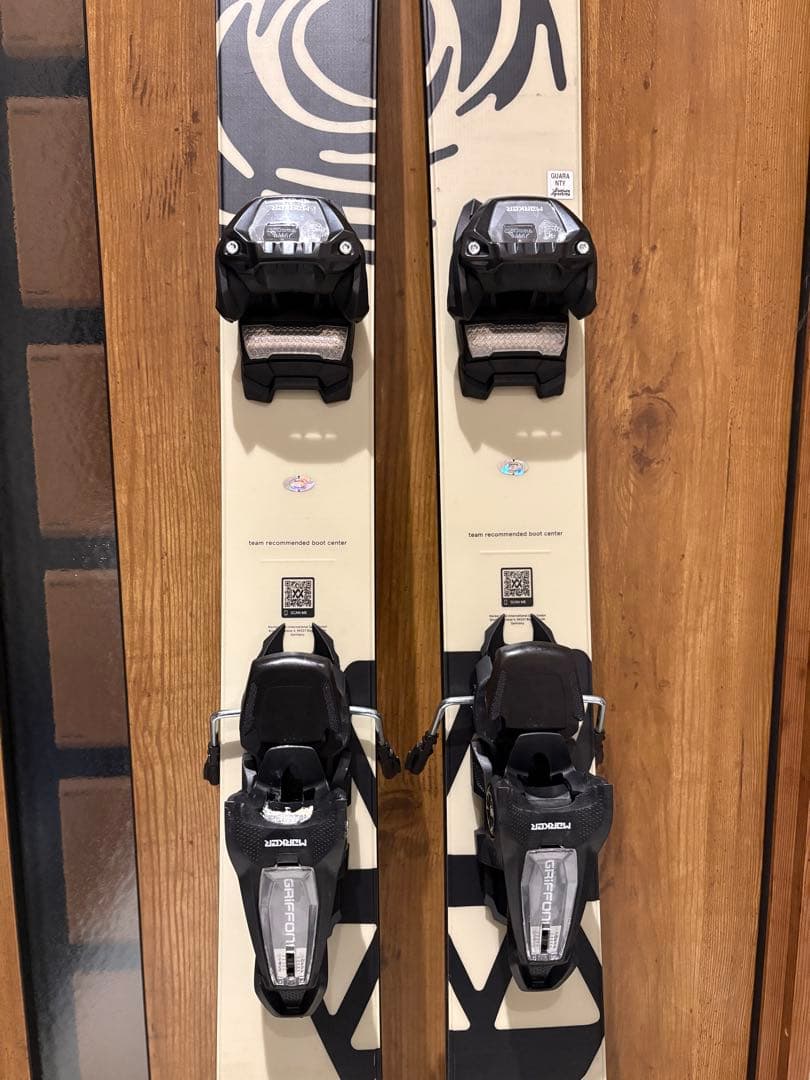 スキー VOLKL REVOLT 101 175cm