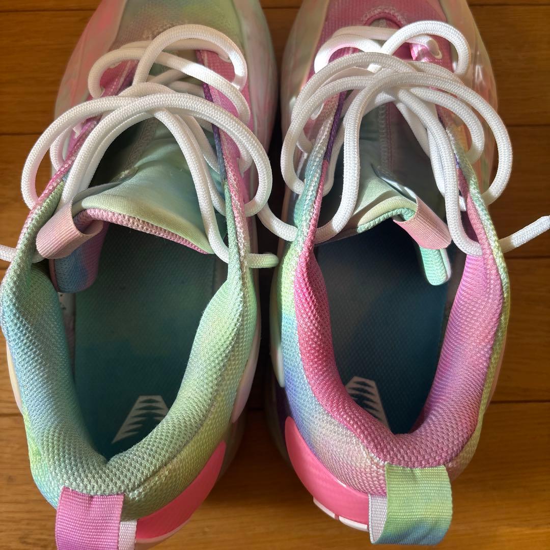 adidas アンソニーエドワーズ　バスケットシューズ