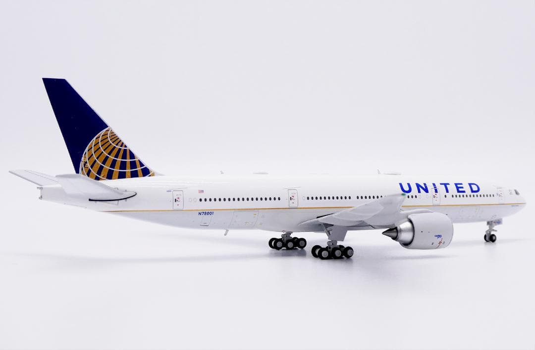 ユナイテッド航空 777-200ER N78001 1/400