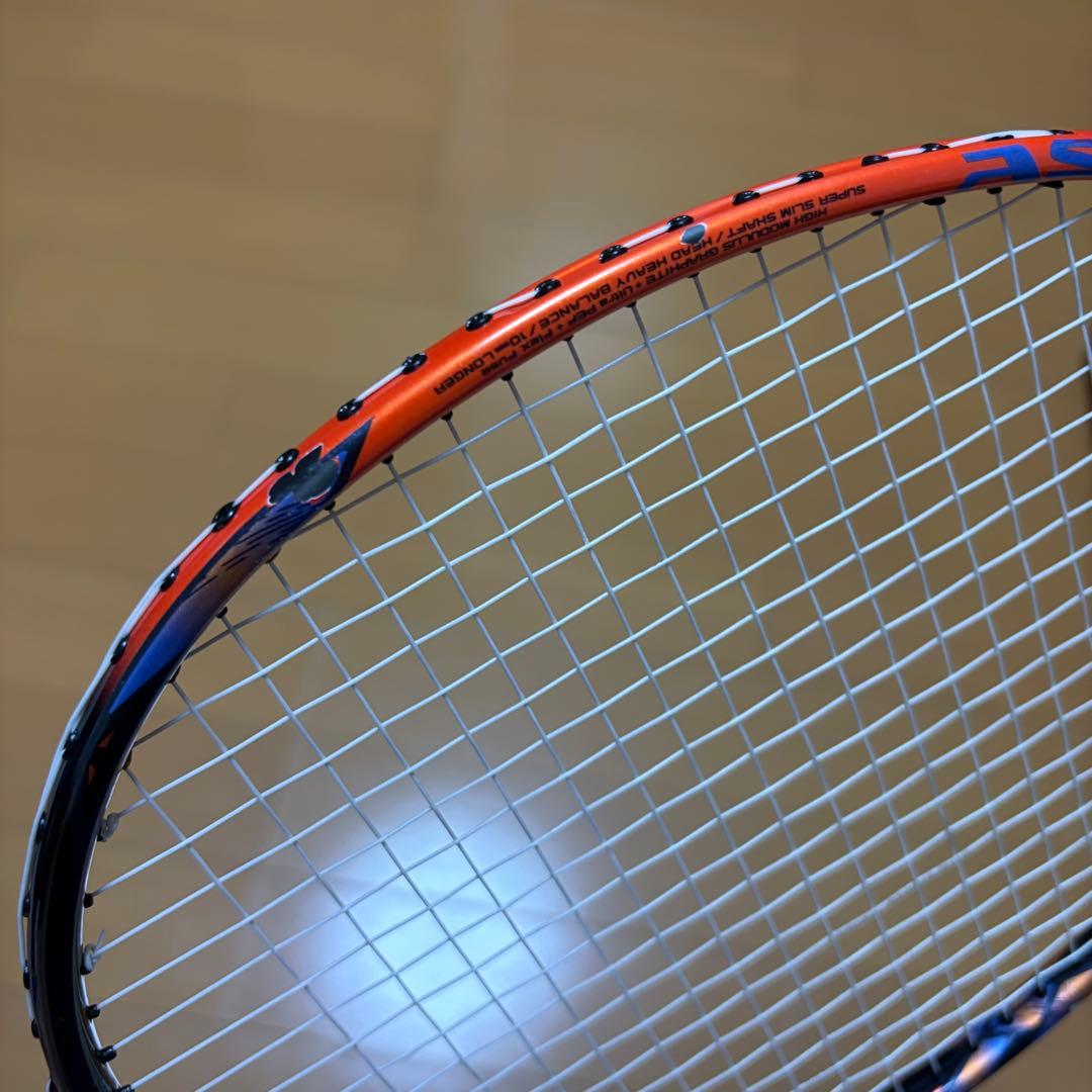 ヨネックス　アストロクス77pro 4ug5