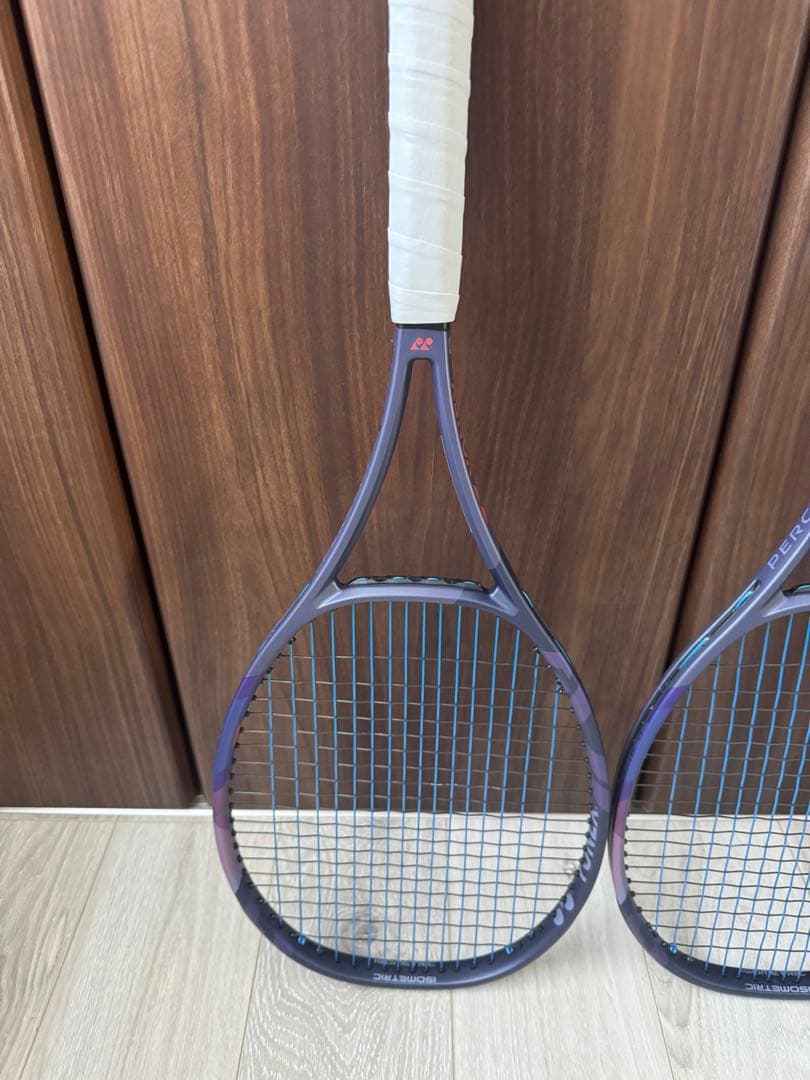 テニスラケット　PERCEPT 97ラケット2本セット