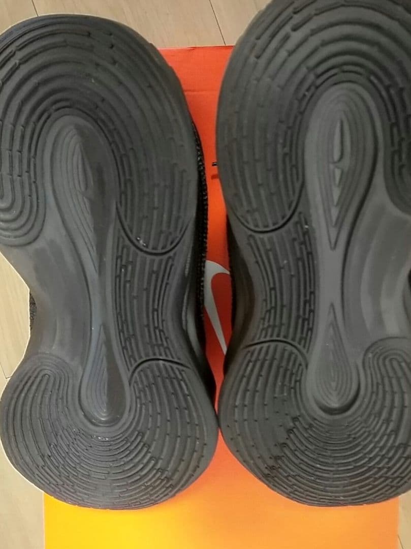 ナイキ　NIKE GTハッスルアカデミーEP 27.5cm