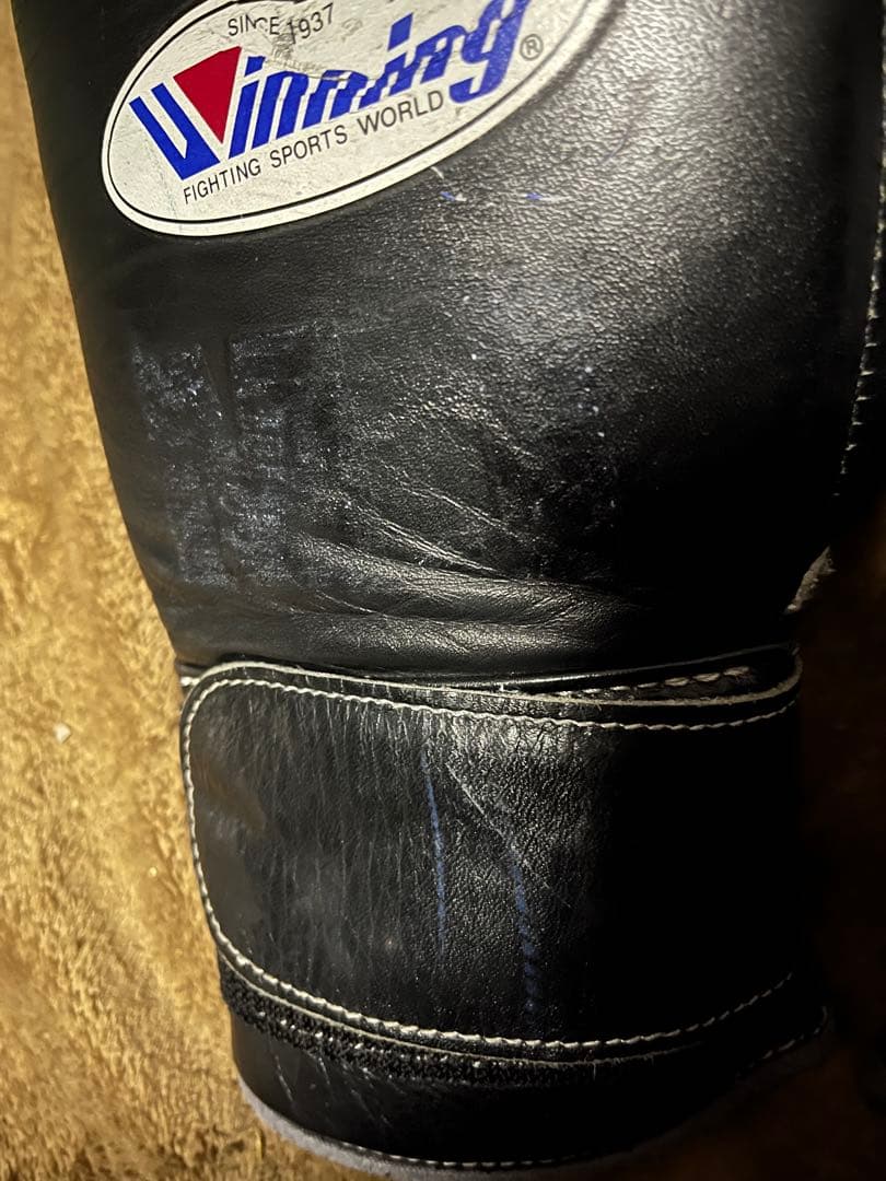 Winning ボクシンググローブ 12oz 黒