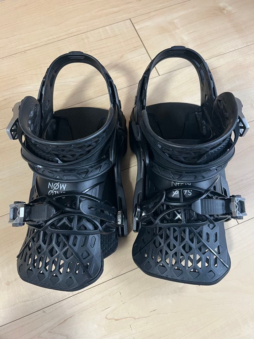 SALOMON ハイランダーブラック Mサイズ　スノーボードビンディング