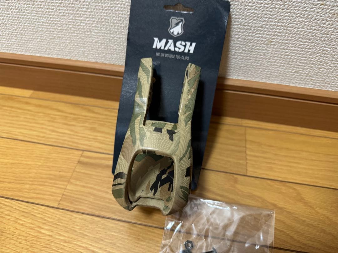 MASH toe clips マッシュトゥークリップ Lサイズ デザートカモ