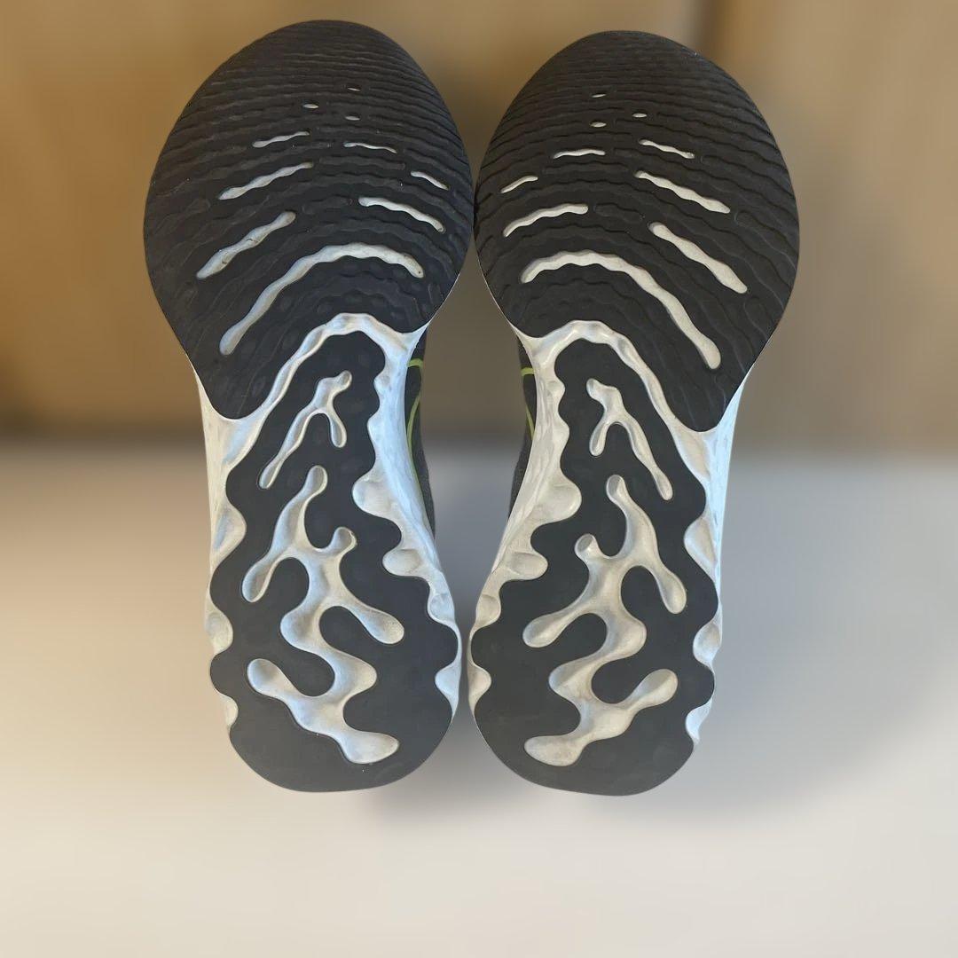 超美品⭐️ NIKE リアクト インフィニティ ラン フライニット 2
