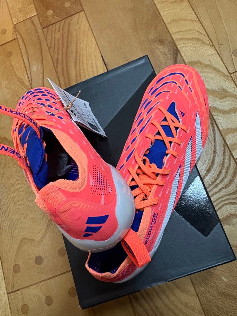 新品　超大特価　アディダス　プレデター ELITE FT FG