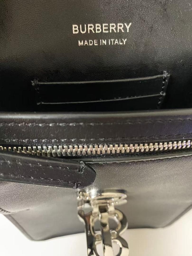 BURBERRY ブラック ショルダーバッグ