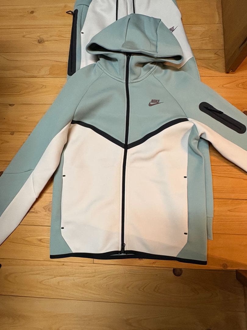 Nike ジャージ上下セット 水色/ホワイト