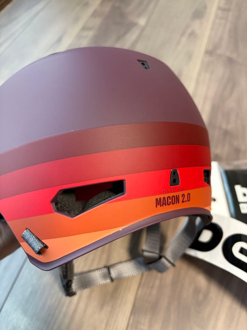 Macon 2.0 Matte Retro Maroon Sサイズ