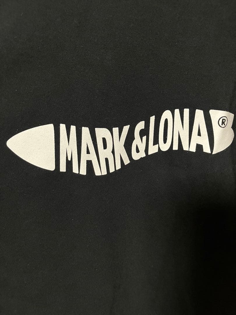 マークアンドロナ　Tシャツ ブラック　50 新品　未使用品